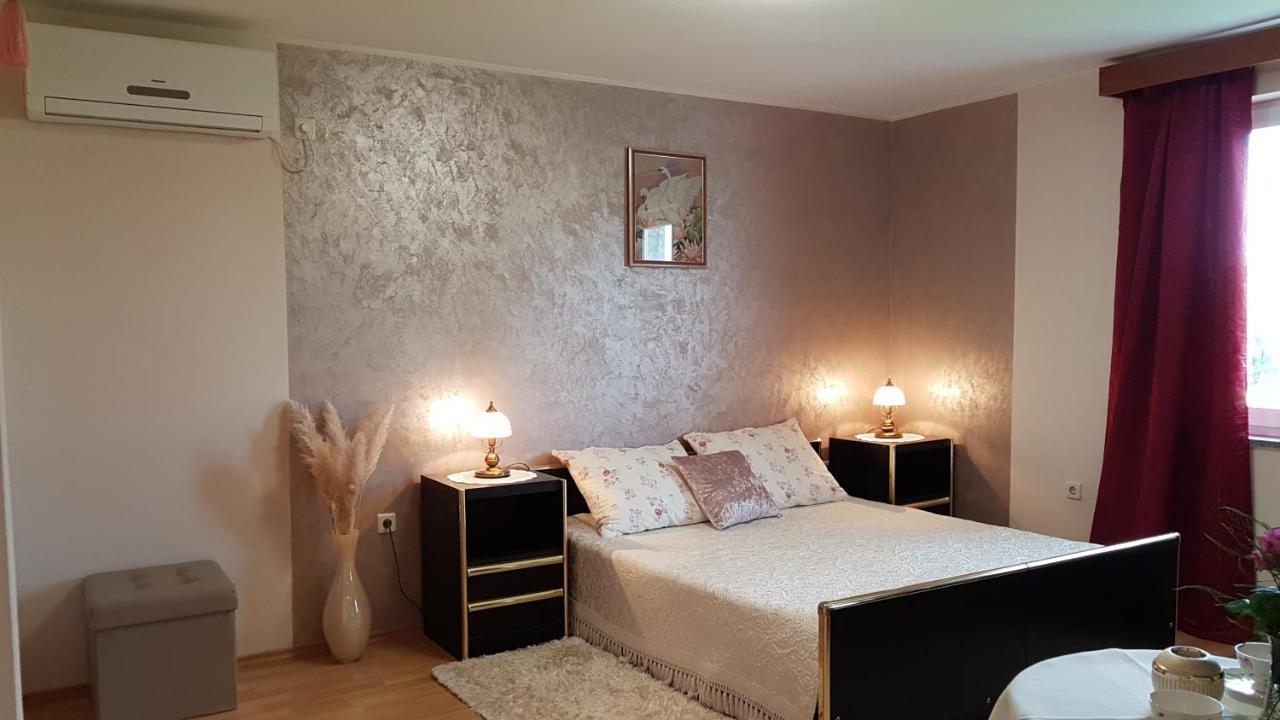 Apartmani Diva Malinska Exteriér fotografie