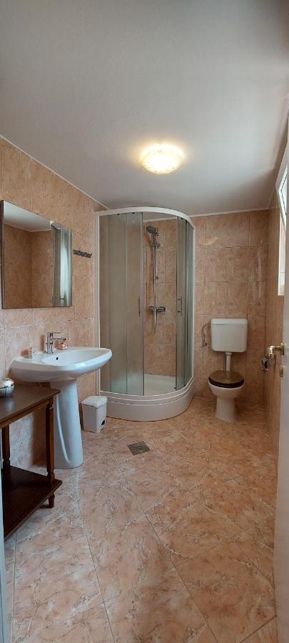 Apartmani Diva Malinska Exteriér fotografie