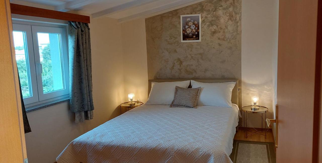 Apartmani Diva Malinska Exteriér fotografie